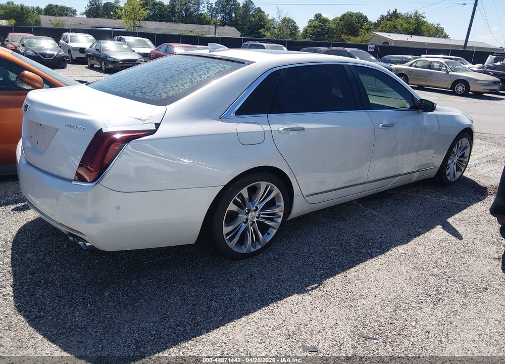 2017 CADILLAC CT6 PLATINUM VIN: 1G6KN5R68HU172993