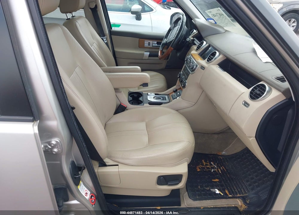 2016 LAND ROVER LR4 VIN: SALAG2V61GA805916
