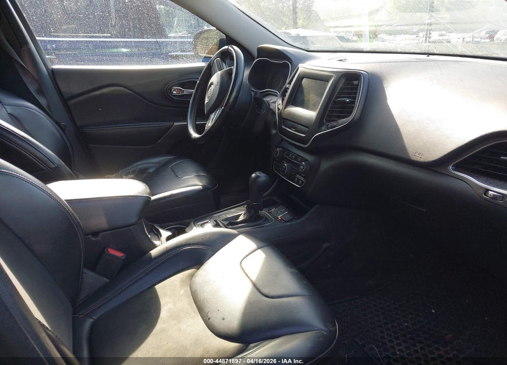 2019 JEEP CHEROKEE LATITUDE PLUS FWD VIN: 1C4PJLLBXKD144662