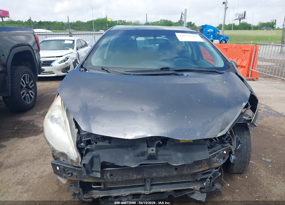 2014 TOYOTA PRIUS C TWO VIN: JTDKDTB35E1078152