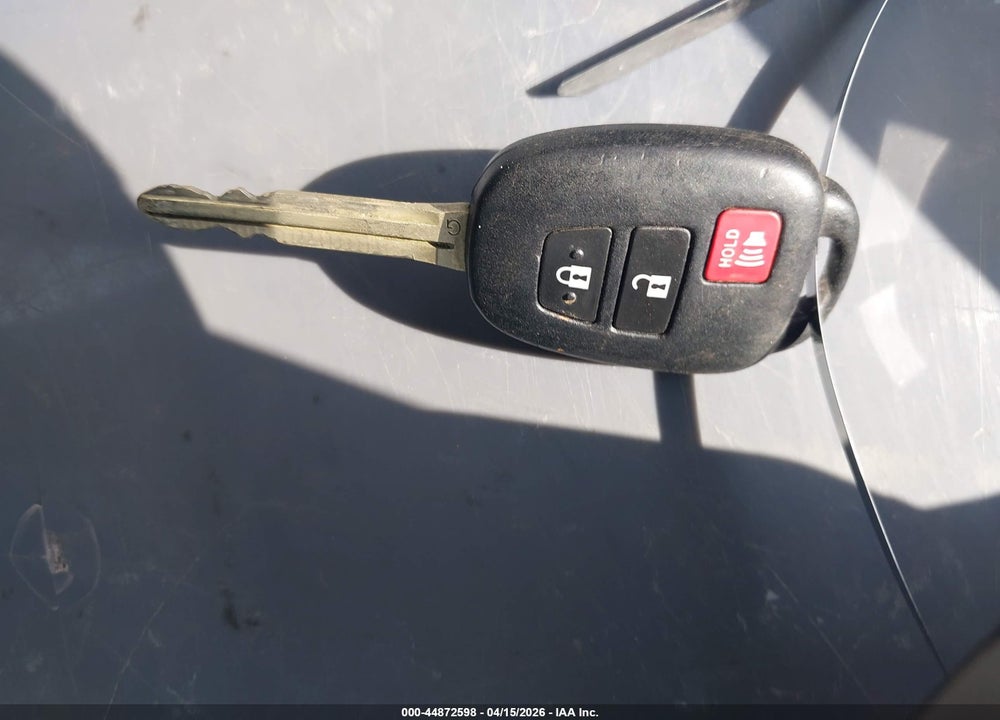 2014 TOYOTA PRIUS C TWO VIN: JTDKDTB35E1078152