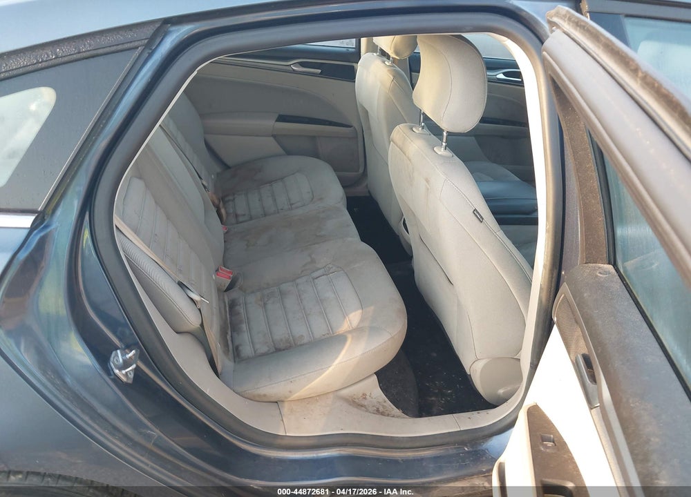 2018 FORD FUSION SE VIN: 3FA6P0HD5JR158385