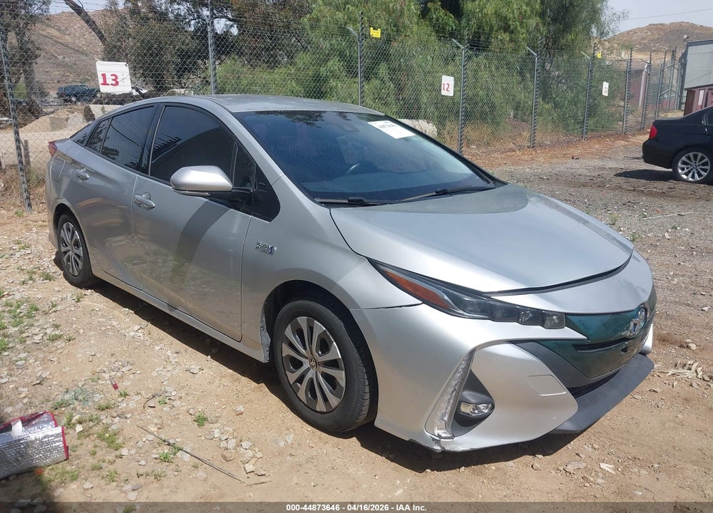 2017 TOYOTA PRIUS PRIME PREMIUM VIN: JTDKARFP8H3003849