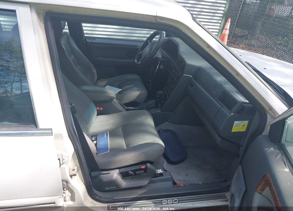 1996 VOLVO 960 VIN: YV1KS9607T1080050