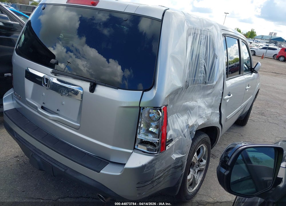 2015 HONDA PILOT EX-L VIN: 5FNYF3H51FB003471