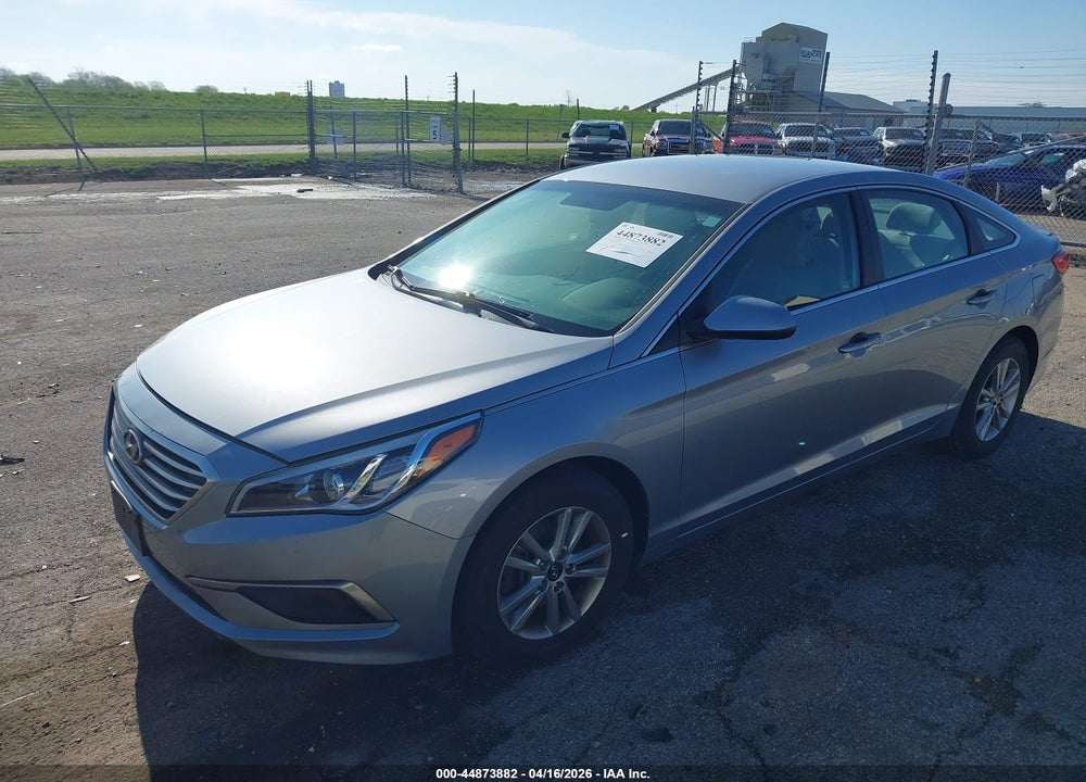 2017 HYUNDAI SONATA VIN: 5NPE24AFXHH456211