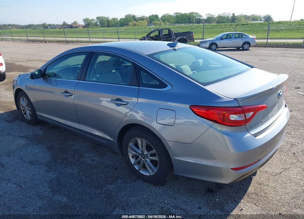 2017 HYUNDAI SONATA VIN: 5NPE24AFXHH456211