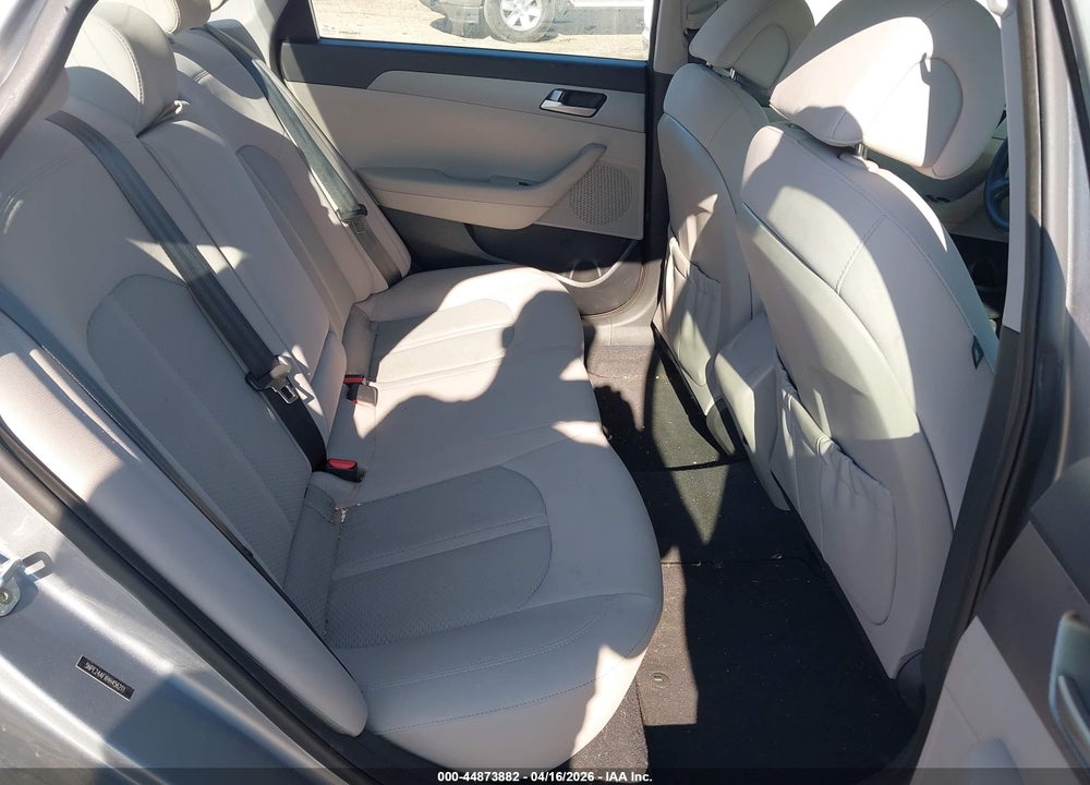 2017 HYUNDAI SONATA VIN: 5NPE24AFXHH456211
