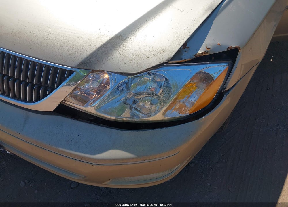 2002 TOYOTA AVALON XLS VIN: 4T1BF28B42U229460