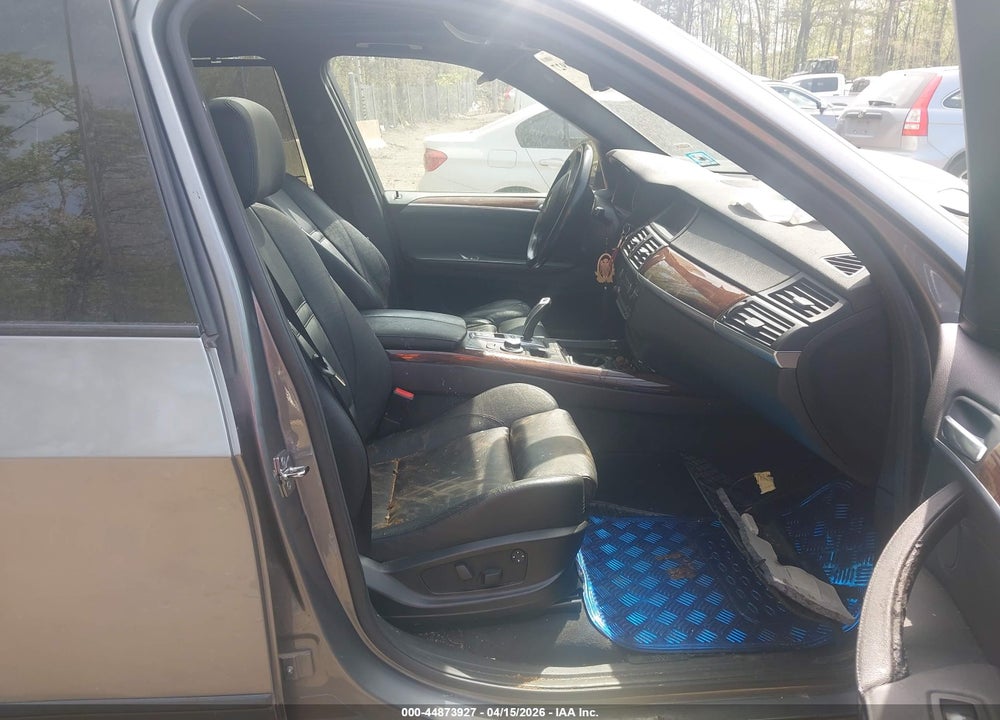 2009 BMW X5 XDRIVE48I VIN: 5UXFE83579L310190