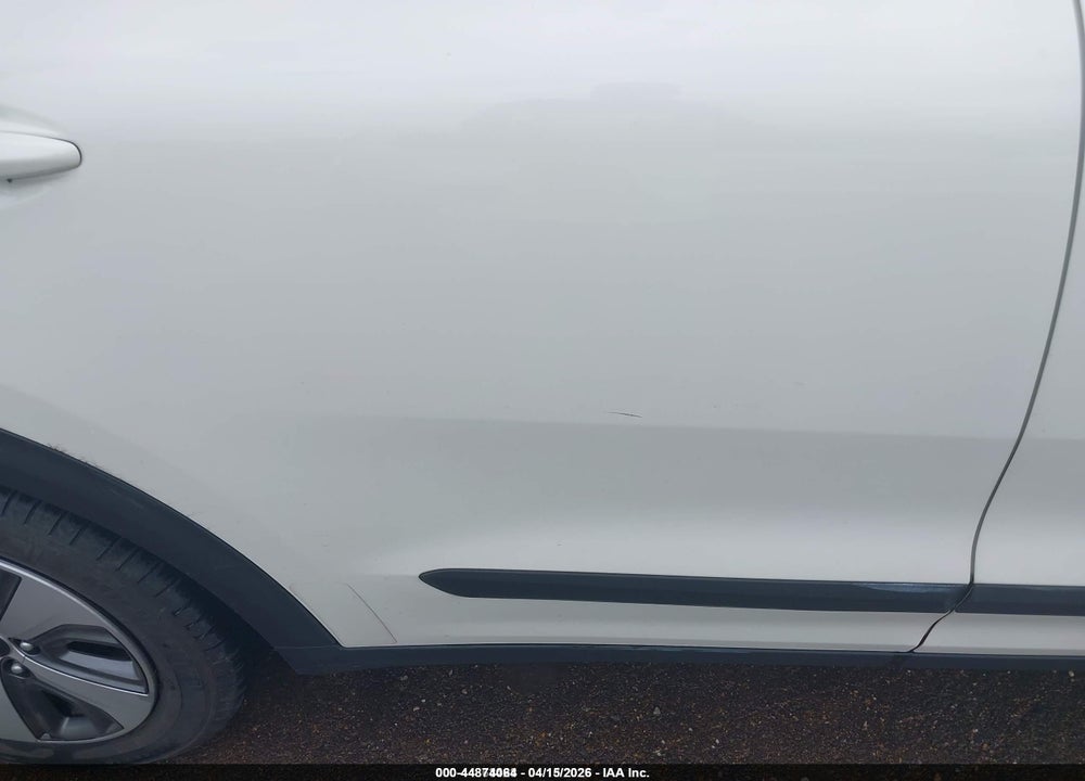 2018 KIA NIRO FE VIN: KNDCB3LC7J5203552