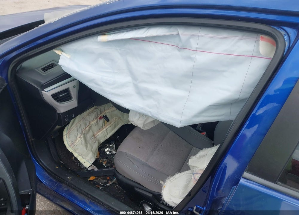 2014 TOYOTA COROLLA LE VIN: 5YFBURHE2EP077256