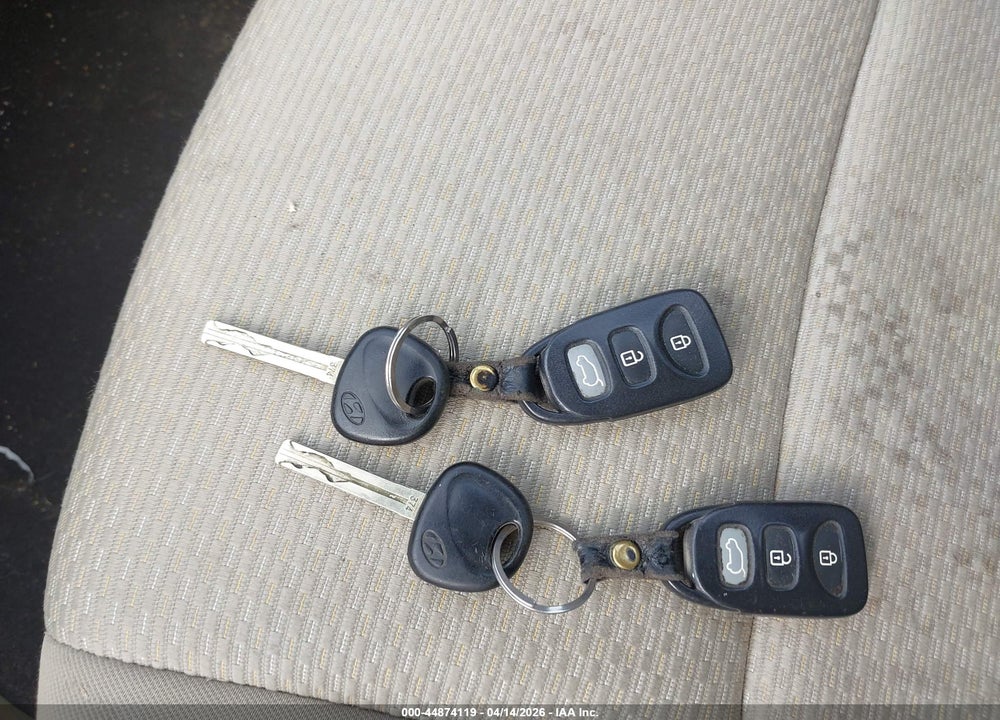 2012 HYUNDAI ELANTRA TOURING GLS VIN: KMHDB8AE0CU134438
