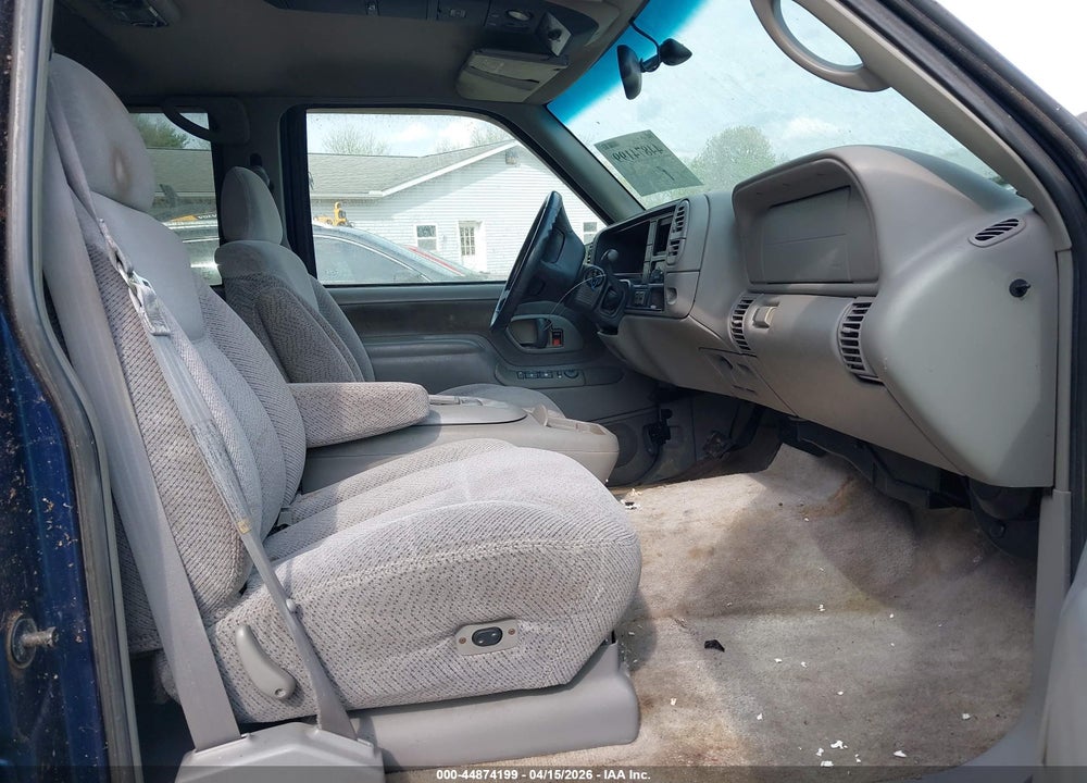 1999 GMC YUKON SLE VIN: 1GKEK13R1XJ703552