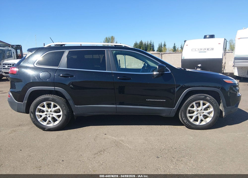 2018 JEEP CHEROKEE LATITUDE 4X4 VIN: 1C4PJMCB5JD528577
