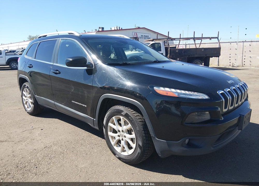 2018 JEEP CHEROKEE LATITUDE 4X4 VIN: 1C4PJMCB5JD528577