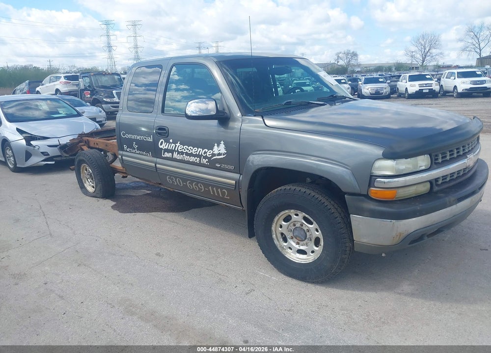 1999 CHEVROLET SILVERADO 2500 LS VIN: 1GCGK29U4XZ175934