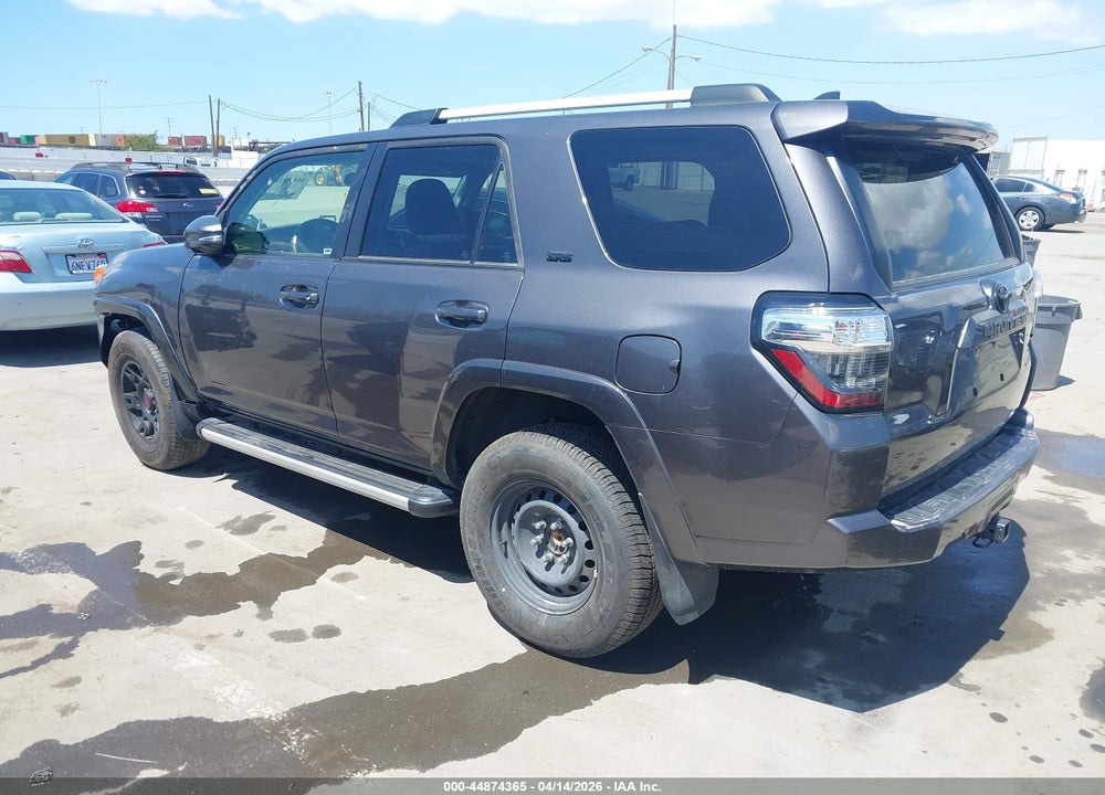 2021 TOYOTA 4RUNNER SR5 PREMIUM VIN: JTEFU5JR5M5246555