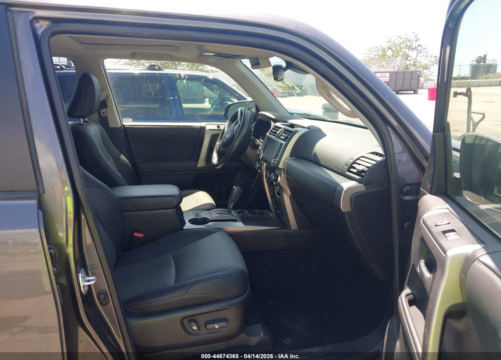 2021 TOYOTA 4RUNNER SR5 PREMIUM VIN: JTEFU5JR5M5246555