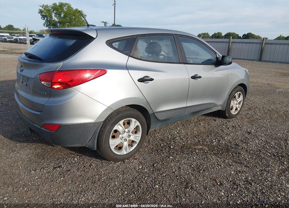 2010 HYUNDAI TUCSON GLS VIN: KM8JT3AC4AU112957