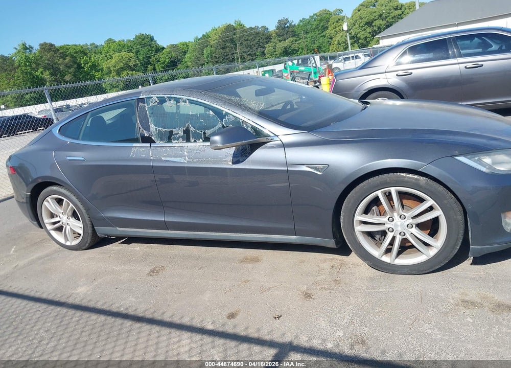 2015 TESLA MODEL S 70D/85D/P85D VIN: 5YJSA1H25FF087602