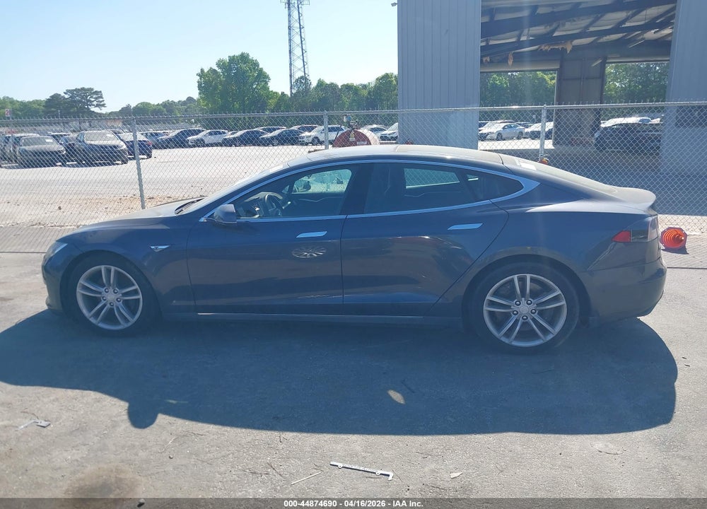 2015 TESLA MODEL S 70D/85D/P85D VIN: 5YJSA1H25FF087602