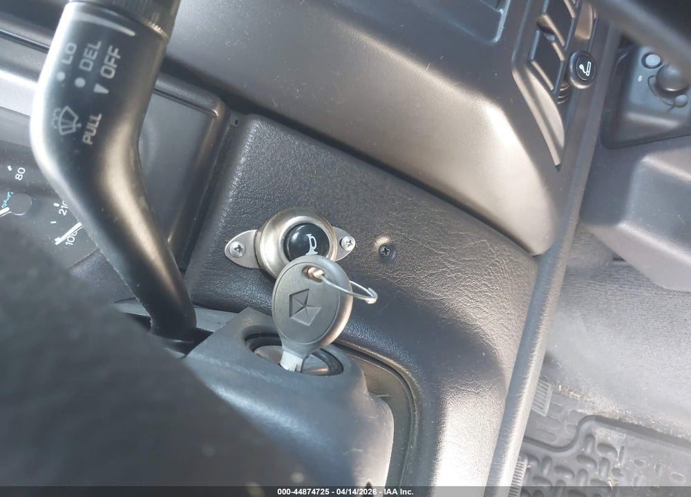 1999 JEEP WRANGLER SE VIN: 1J4FY29P2XP482951