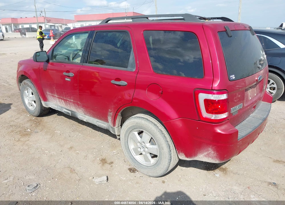 2010 FORD ESCAPE XLT VIN: 1FMCU0DG7AKA12138