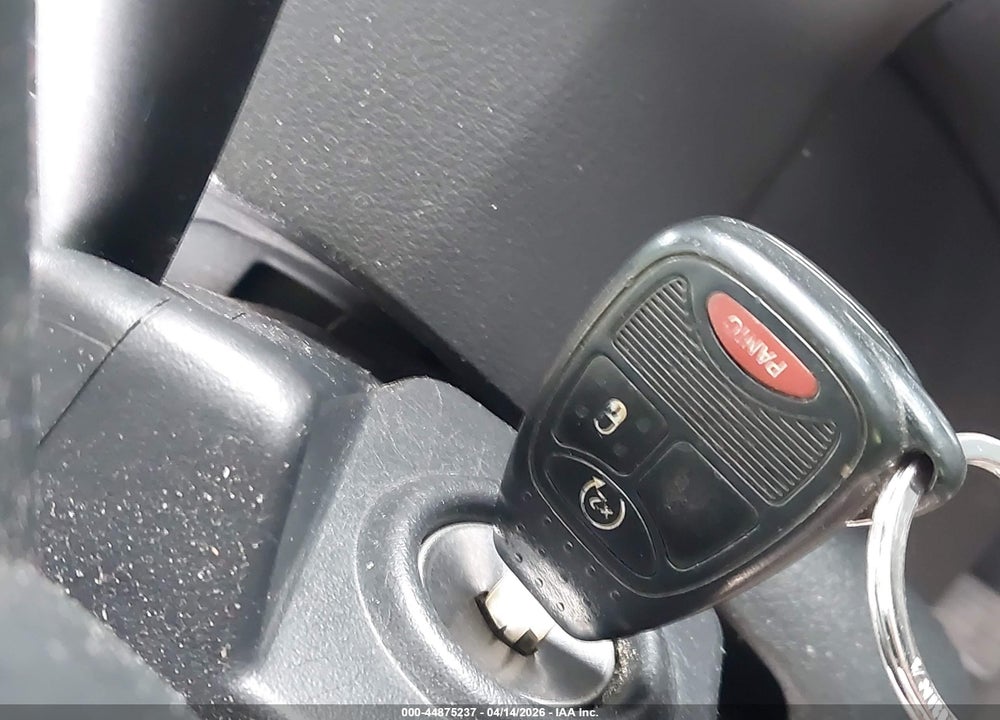 2016 JEEP PATRIOT LATITUDE VIN: 1C4NJRFB8GD685738
