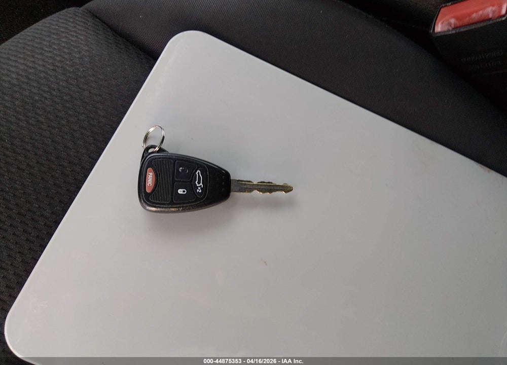 2014 CHRYSLER 200 TOURING VIN: 1C3CCBBGXEN197512