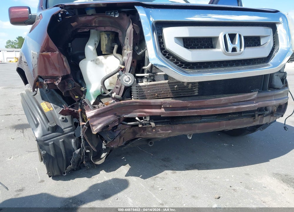 2011 HONDA PILOT EX-L VIN: 5FNYF3H56BB030286