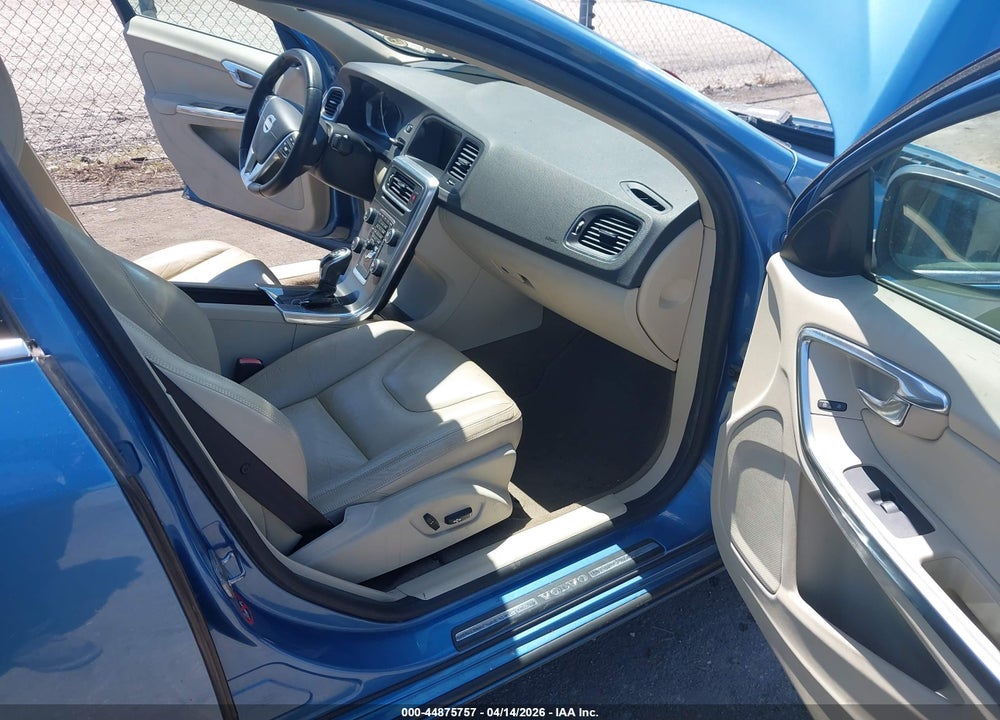 2014 VOLVO S60 T5 VIN: YV1612FS0E2275207