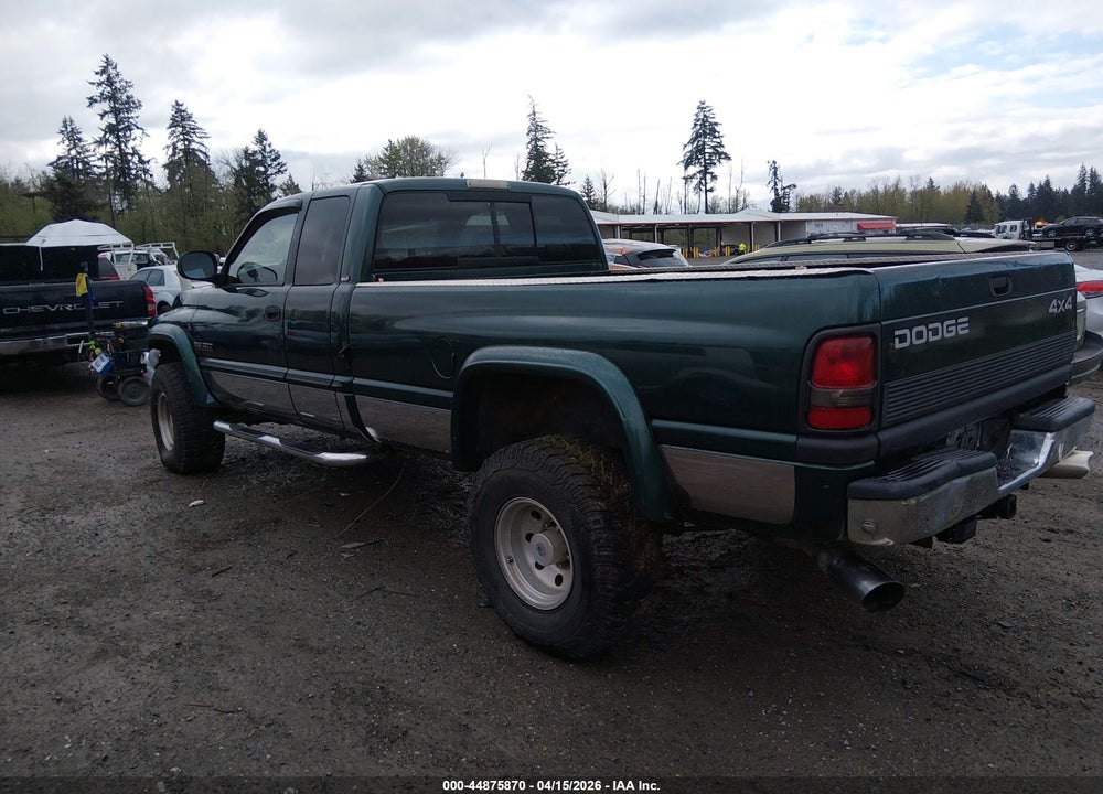 2001 DODGE RAM 2500 ST VIN: 1B7KF23671J196131