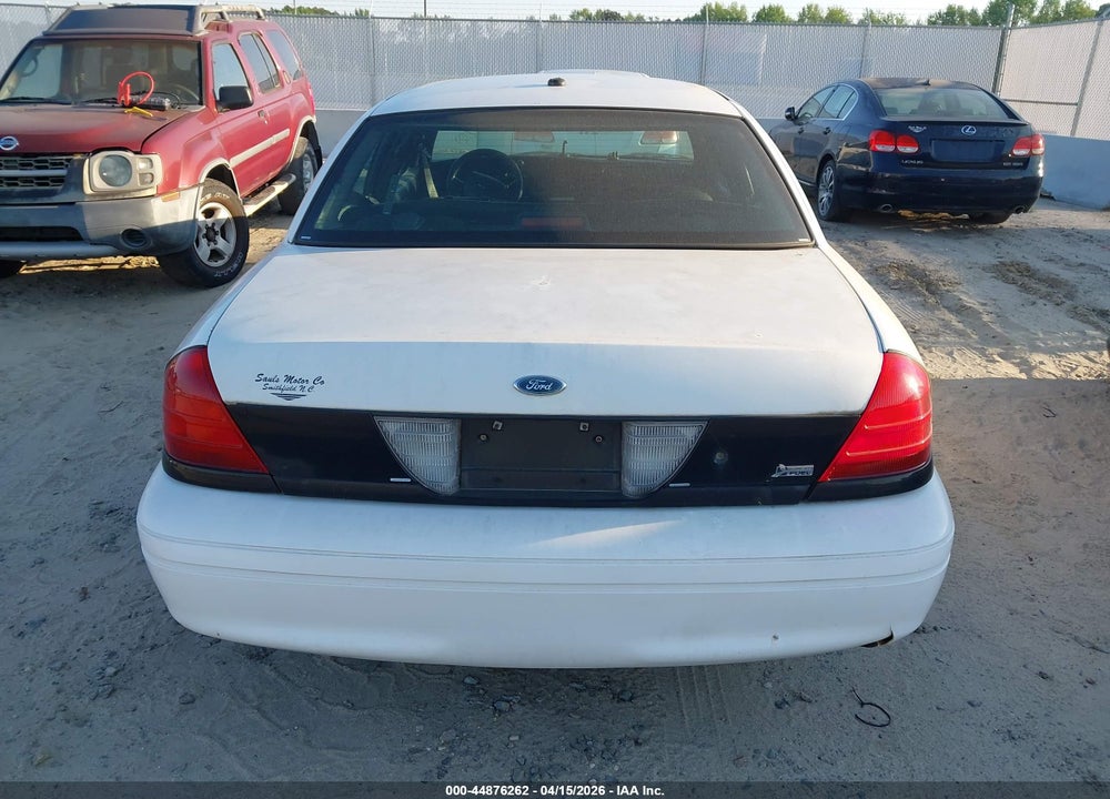 2011 FORD CROWN VICTORIA POLICE INTERCEPTOR VIN: 2FABP7BV2BX120575