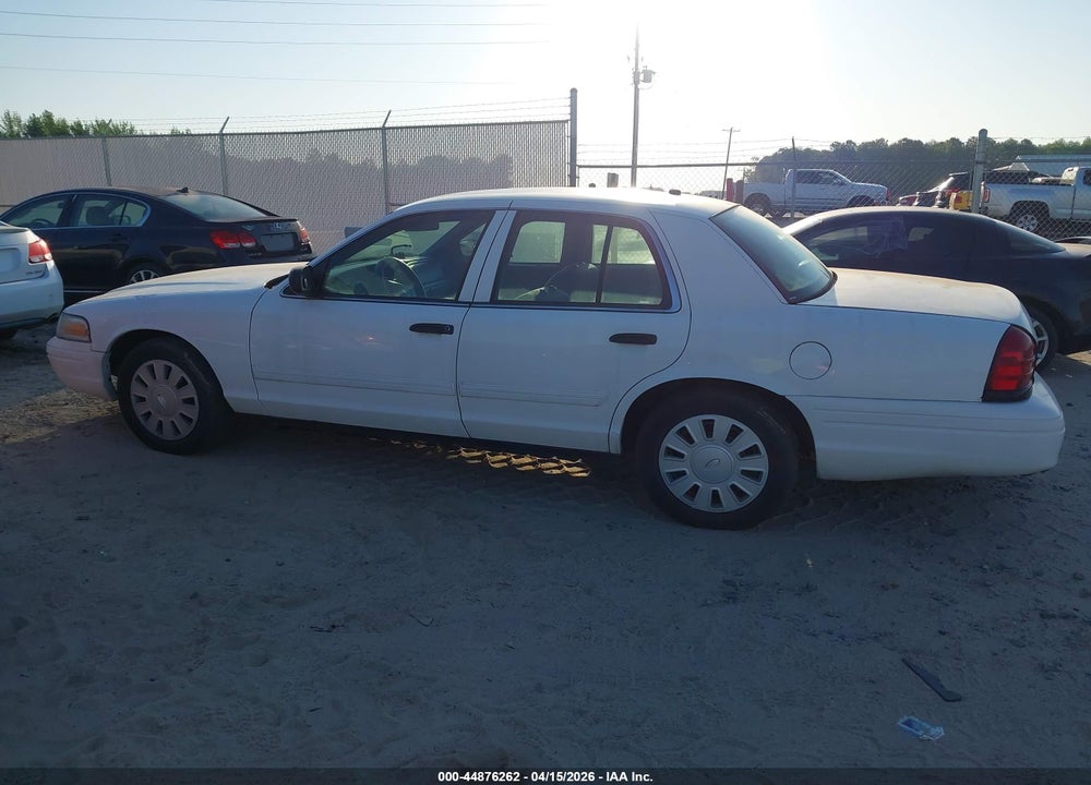 2011 FORD CROWN VICTORIA POLICE INTERCEPTOR VIN: 2FABP7BV2BX120575