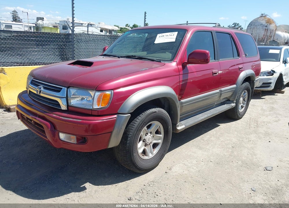 2000 TOYOTA 4RUNNER LIMITED V6 VIN: JT3GN87R5Y0137955