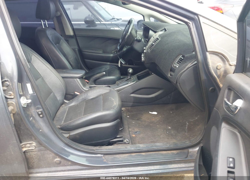 2015 KIA FORTE EX VIN: KNAFX5A83F5296664