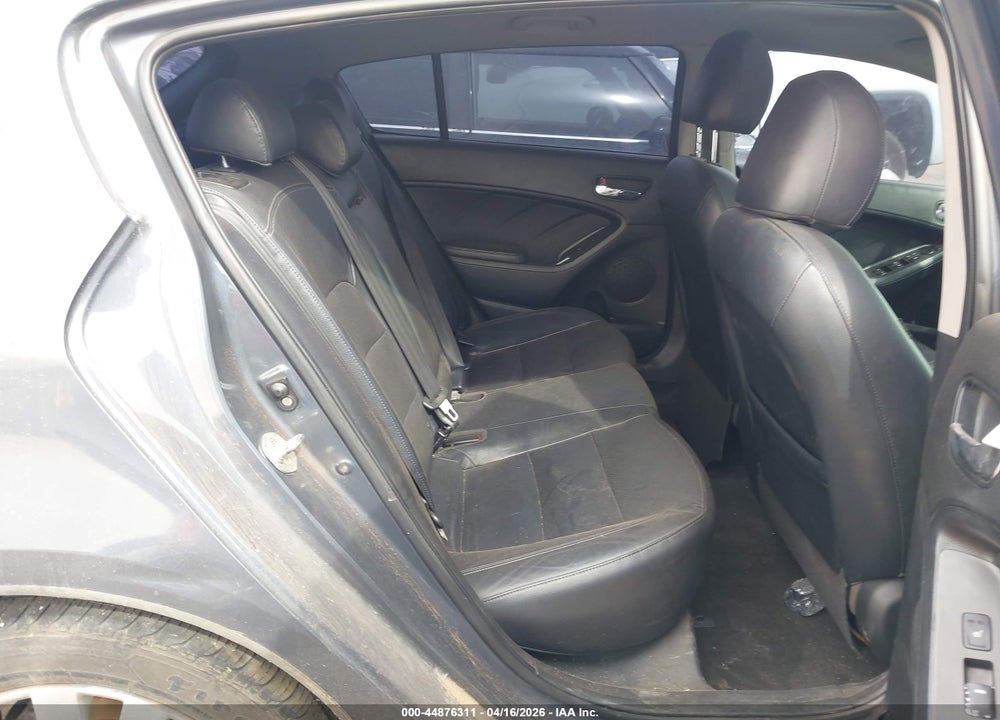 2015 KIA FORTE EX VIN: KNAFX5A83F5296664