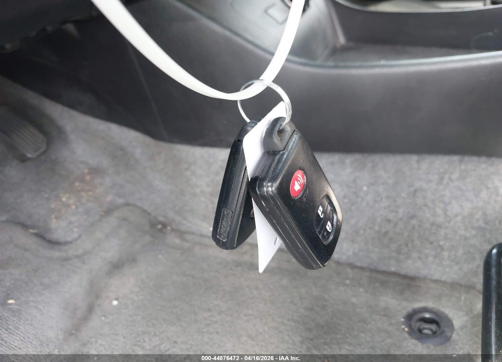 2013 TOYOTA PRIUS TWO VIN: JTDKN3DUXD1634067