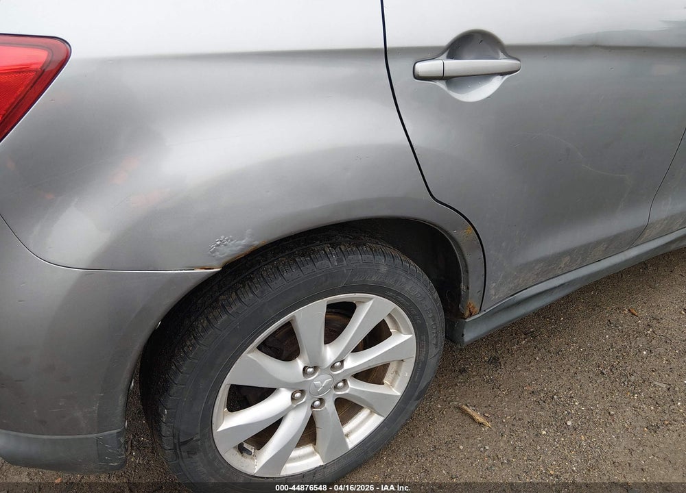 2013 MITSUBISHI OUTLANDER SPORT ES VIN: 4A4AR3AUXDE005768