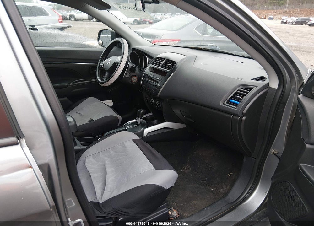 2013 MITSUBISHI OUTLANDER SPORT ES VIN: 4A4AR3AUXDE005768