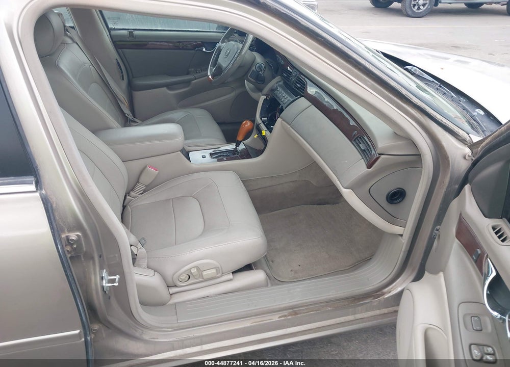 2004 CADILLAC DEVILLE DTS VIN: 1G6KF57914U176789