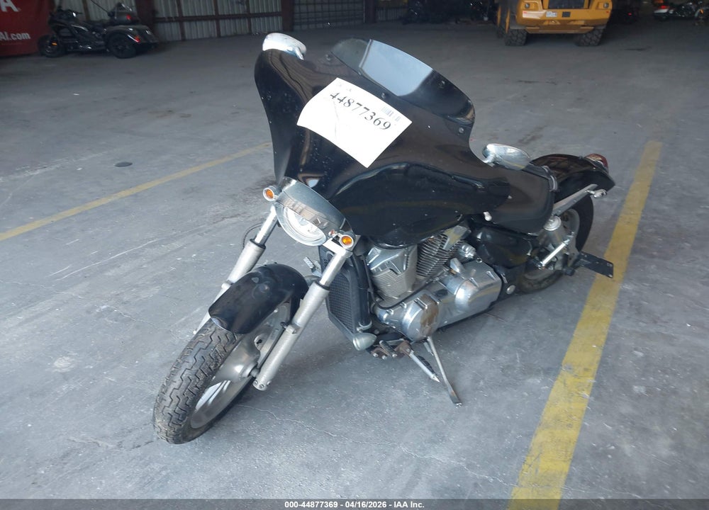 2005 HONDA VTX1300 C VIN: 1HFSC55095A100952
