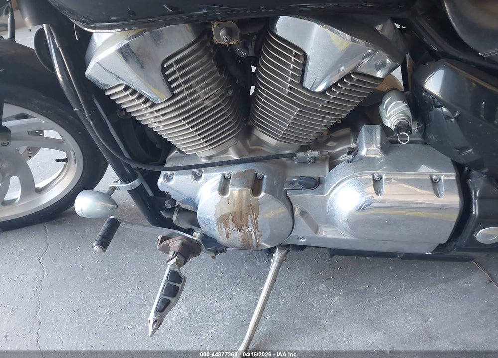 2005 HONDA VTX1300 C VIN: 1HFSC55095A100952