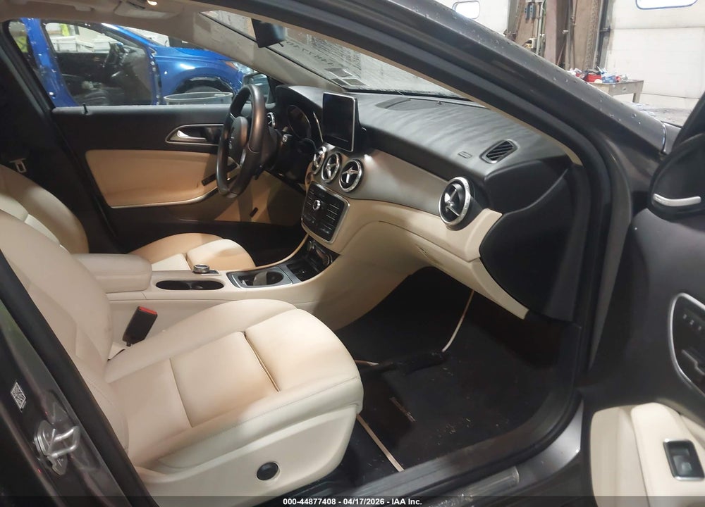 2017 MERCEDES-BENZ GLA 250 4MATIC VIN: WDCTG4GB8HJ302174