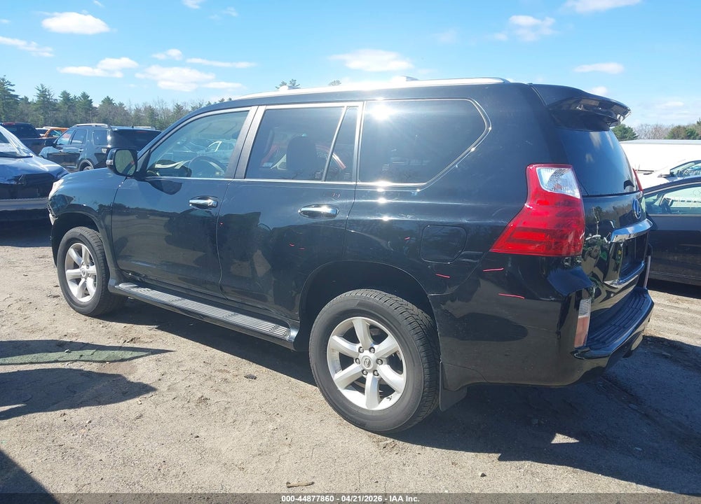 2011 LEXUS GX 460 VIN: JTJBM7FX5B5032570