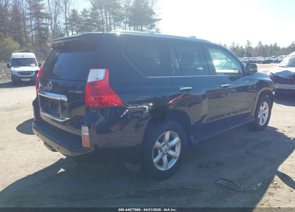 2011 LEXUS GX 460 VIN: JTJBM7FX5B5032570