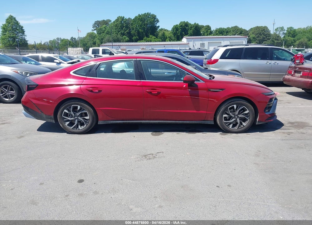 2024 HYUNDAI SONATA SEL VIN: KMHL64JA2RA390824