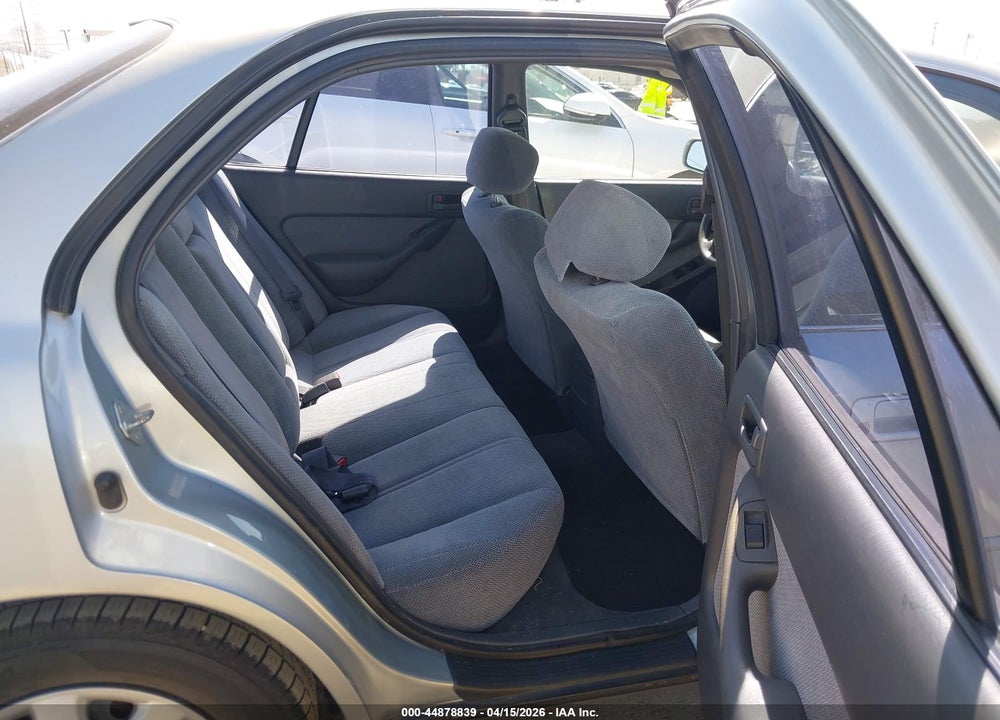 1994 TOYOTA CAMRY LE VIN: JT2SK12E0R0240639