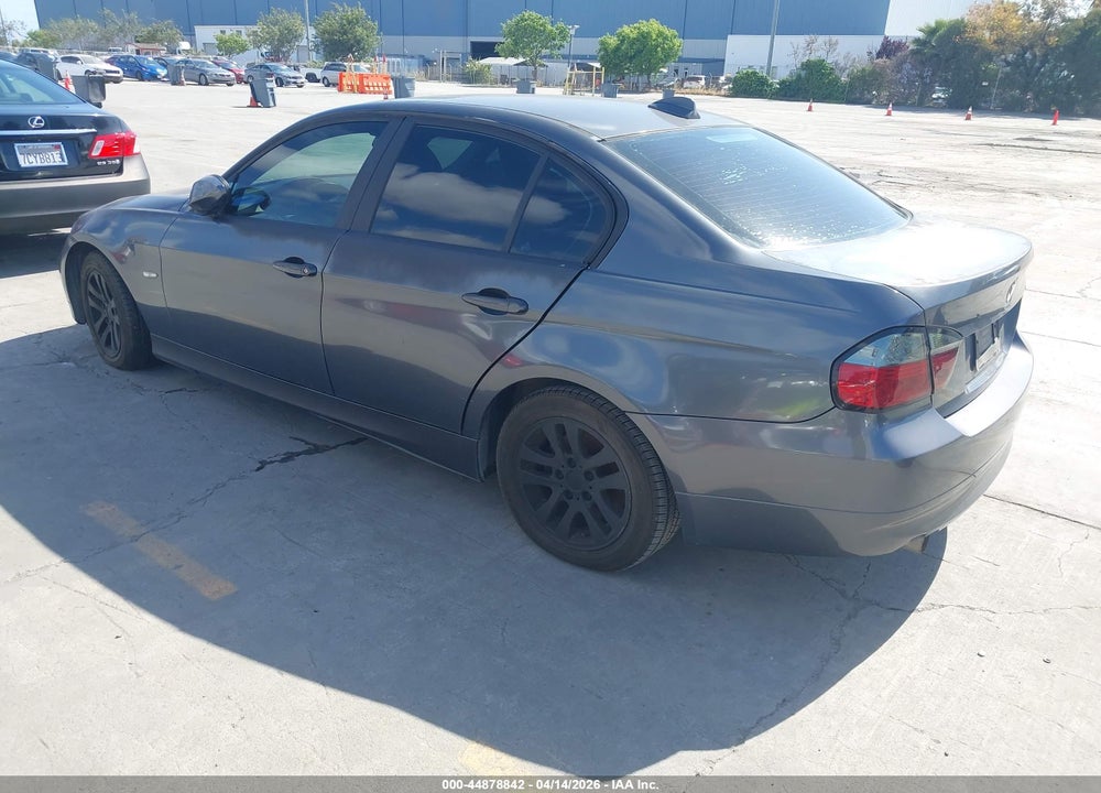 2007 BMW 328I VIN: WBAVA335X7PG51004